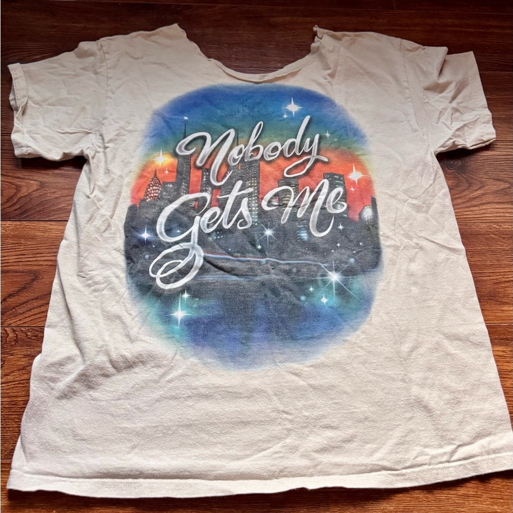 3 shirts Jacquees size small, SZA both size large